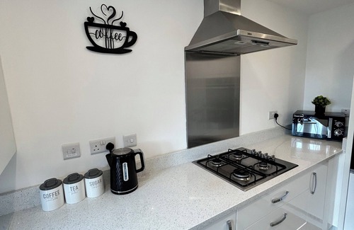 Radbourne House | Radbourne House - Spacious 2 Bed, Home from Home