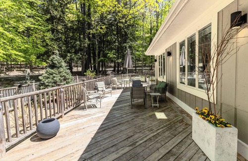 Birchwood Farms House | Radcliff Retreat: 4 BR, 2.5 BA House in Harbor Springs, Sleeps 8