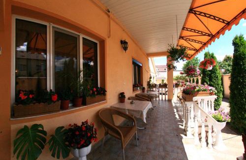 Arad House | Radena