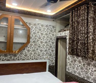 Vrindavan House | radha kunj sewa dham
