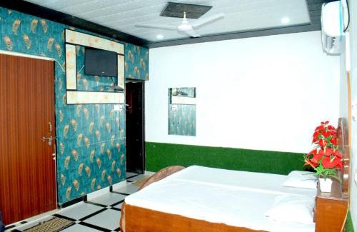 Mathura House | Radhey Krishna home stay