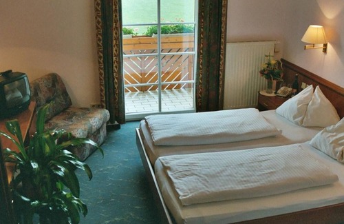 Halbenrain House | Radhotel Schischek - Doppelzimmer mit Dusche, WC