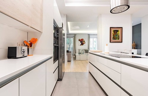 Recoletos Apartment | Radiant apartment in the heart of Madrid.