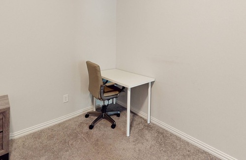 Weston Apartment | Radiant Rendevous Studio | Dog-friendly stay in Frisco with updated interior