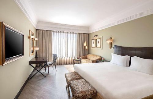 Sector 18 Hotel | Radisson Blu MBD Hotel Noida