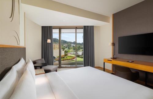 Batam Hotel | Radisson Golf & Convention Center Batam