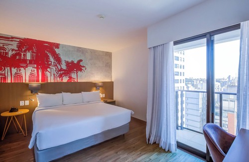 Campinas Hotel | Radisson Red Campinas