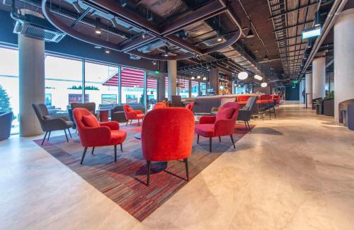 Roscoe Hotel | Radisson RED Galway