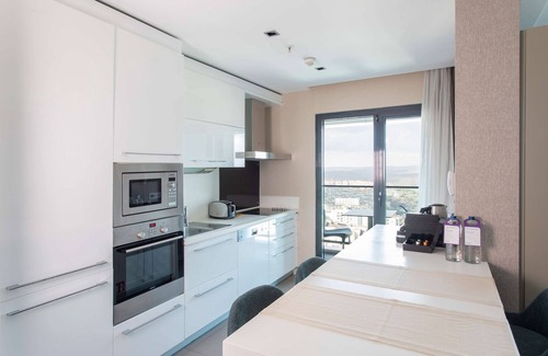 Gaziosmanpasa Apartment | Radisson Residences Avrupa TEM Istanbul