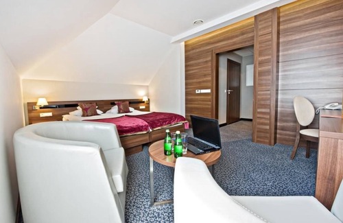 Wola Chorzelowska Hotel | Rado Resort Spa & Wellness
