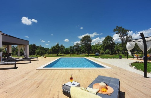Rebici Villa | Radola Residence