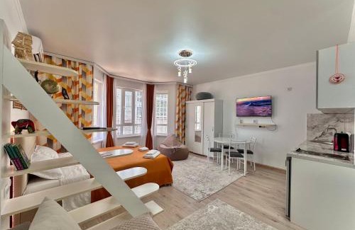 Issyk-Kul Region Apartment | Raduga West 'Amber' Apartment