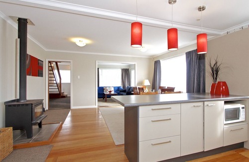 Raetihi House | Raetihi Cottage- Raetihi Holiday Home
