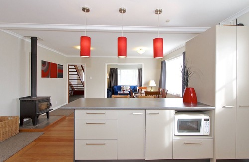 Raetihi House | Raetihi Cottage- Raetihi Holiday Home