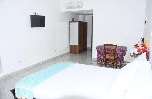 Akosombo Hotel | Raffin Royal Lodge