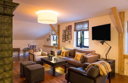 Sankt Anton am Arlberg Ski Chalet | Raffl's Sweet Little Home