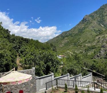 Armenia Hotel | Rafting House