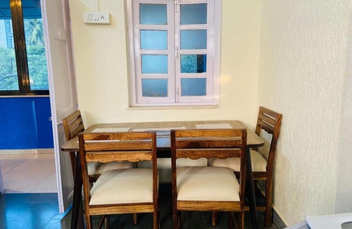 Pali Hill Apartment | Rahat Manzil, Bandra West by Connekt Homes