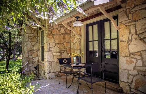 New Braunfels House | Rahe Guest Haus 30 minutes from Austin