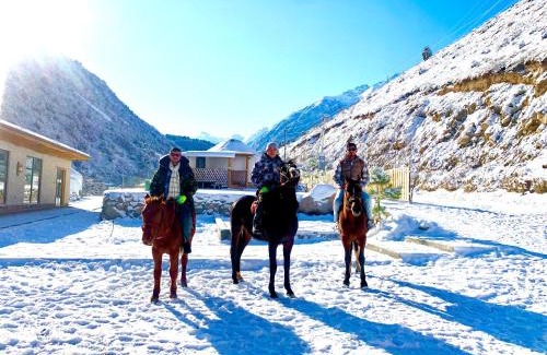 Chuy Province Bed & Breakfast | RAHMAT yurts