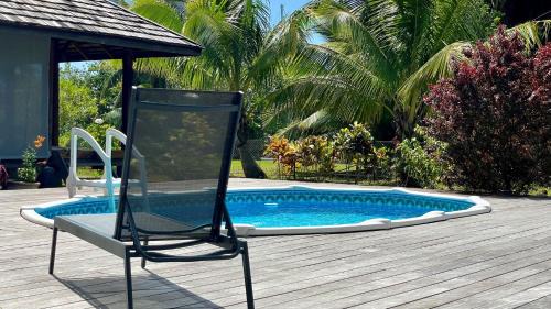 Uturoa House | RAIATEA - Orion Pool Bungalow