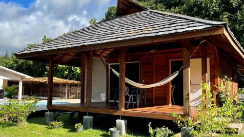 Uturoa House | RAIATEA - Orion Pool Bungalow