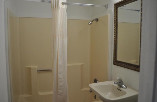 North Overton Hotel | Raider Inn