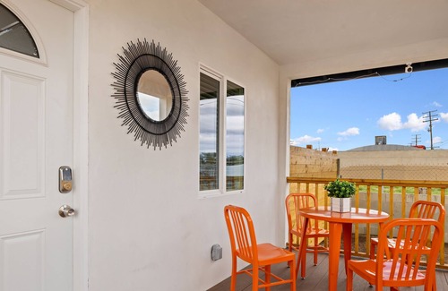 Westmont House | ★RAIL ROAD HOUSE 2B1B TRAIN WATCHING FROM PORCH★