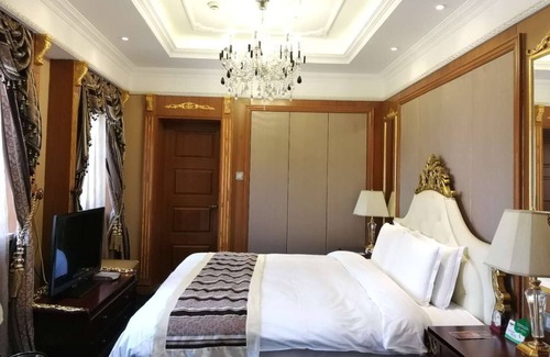 Dalian City Center Hotel | Railway 1896 Garden Hotel