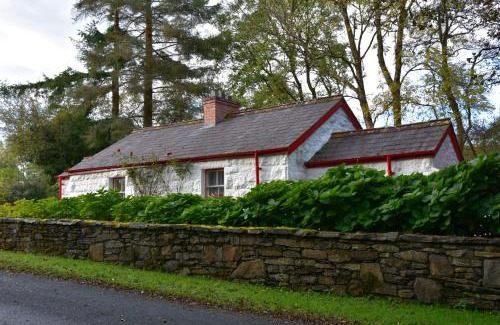 Donegal House | Railway Crossing Cottage