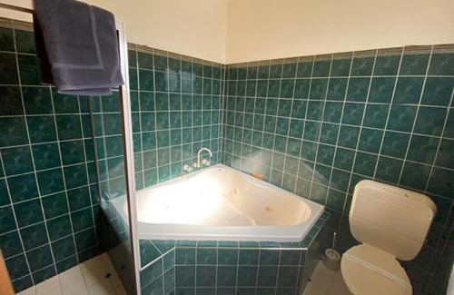 Peterborough Hotel | Railway Hotel Motel Peterborough