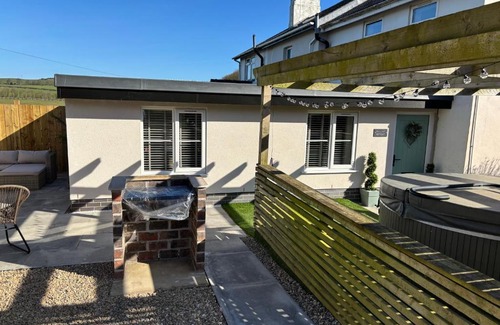Reighton Apartment | Railway Retreat