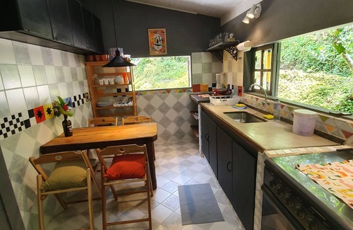 Gavea Cottage | Rain Forest Paradise Rustic and Charming
