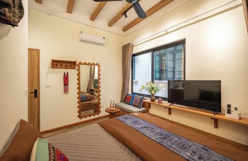 Hoan Kiem Apartment | Rainbow Apartment