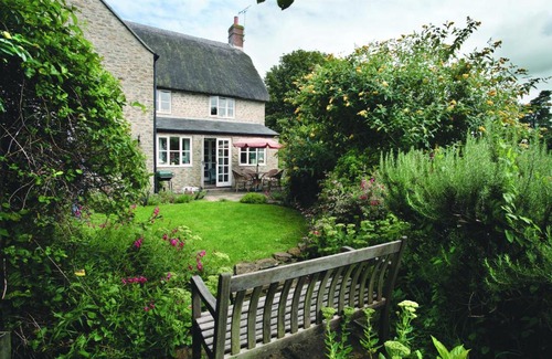 Littlebredy House | Rainbow Cottage