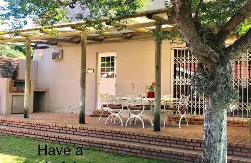Sedgefield House | Rainbow Cottages - Kingfisher Drive
