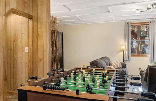 Lake Toxaway House | Rainbow Falls Cabin - Sauna - Hot Tub - Foosball