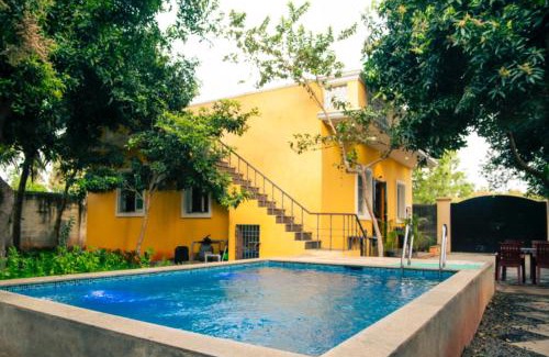 Moratandi Villa | Rainbow Homestay 2BHK with swimming Pool at Auroville