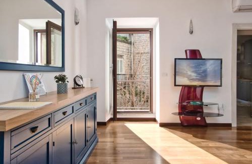Tempio Pausania Apartment | Rainbow House