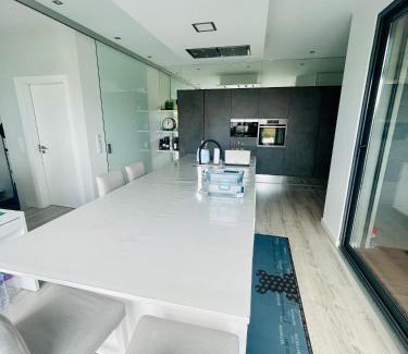 Serradas Villa | rainbow house