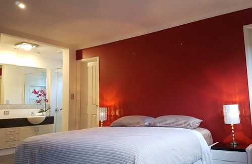 Canning Vale House | Rainbow Joy House, your Home away from home in PERTH! Unique local lifestyles!