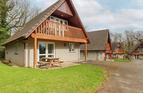 Saint Breward Cottage | Rainbow Lodge