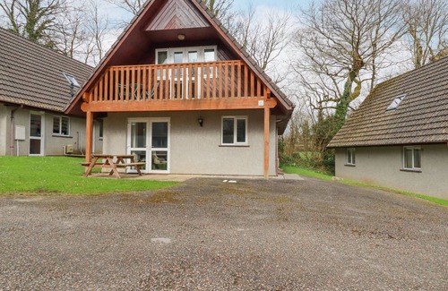 Saint Breward Cottage | Rainbow Lodge