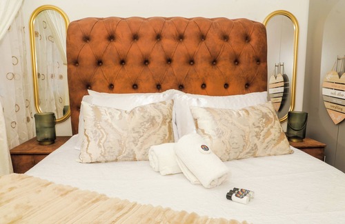 Brandwag House | Rainbow Palace BnB