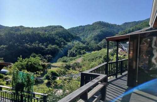 Yangyang Cabin | Rainbow Pension