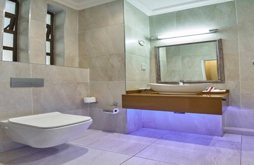 Victoria Falls Resort | Rainbow Resort Victoria falls