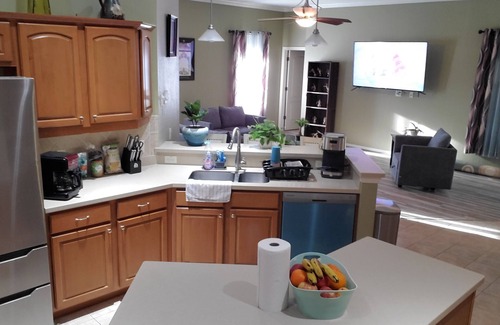 Dunnellon House | Rainbow Springs QUEEN BEDROOM Rental :)