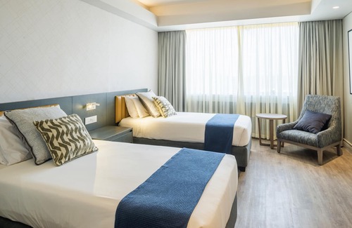 Harare Hotel | Rainbow Towers Hotel And Conference Centre
