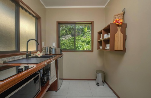 Rarotonga House | Rainbow Villas