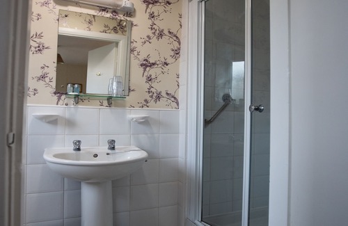 Scarborough Hotel | Raincliffe Hotel